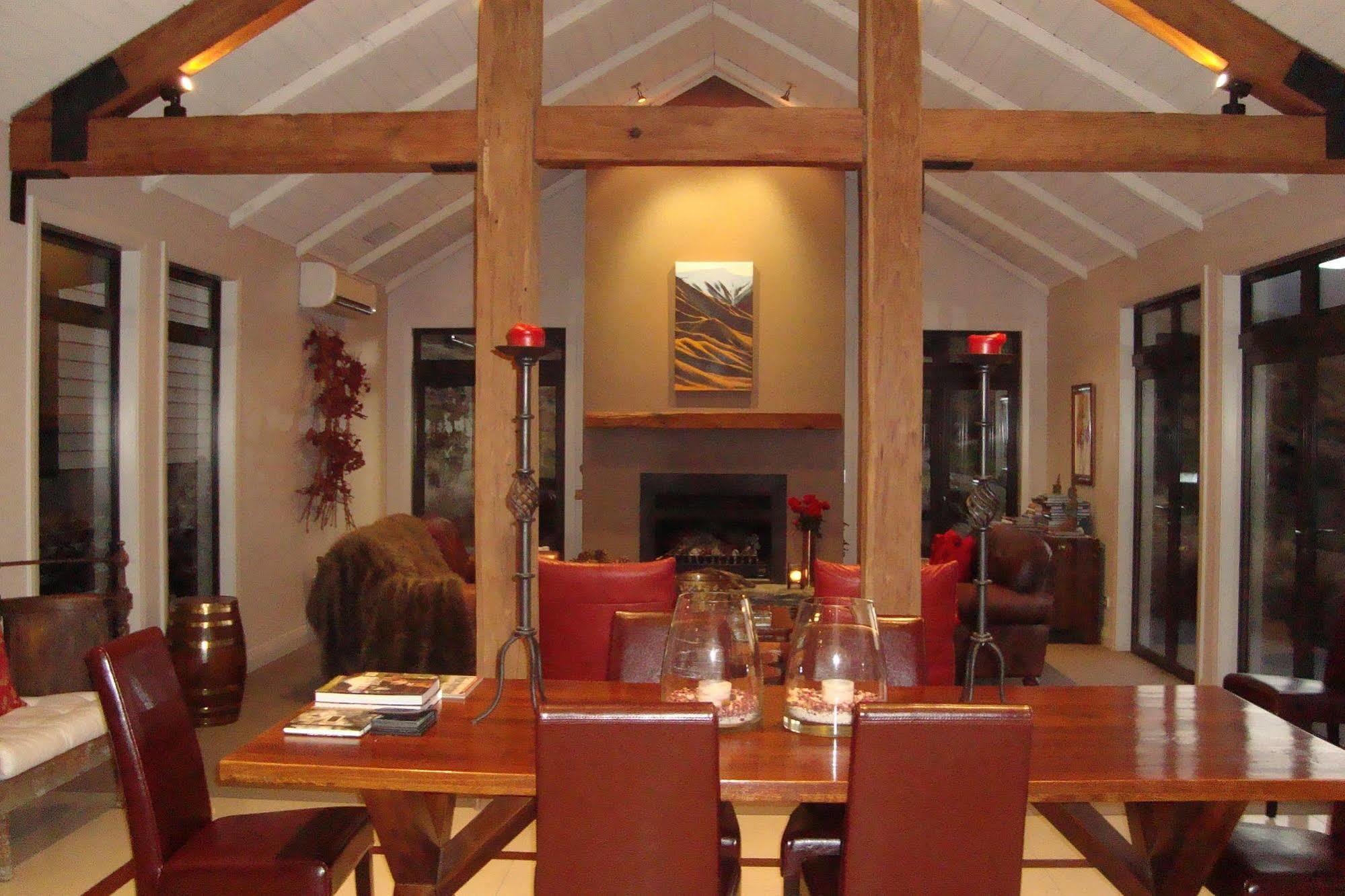 Mt Rosa Lodge Boutique Vineyard Accommodation Wanaka Exteriör bild