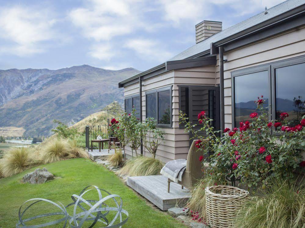 Mt Rosa Lodge Boutique Vineyard Accommodation Wanaka Exteriör bild